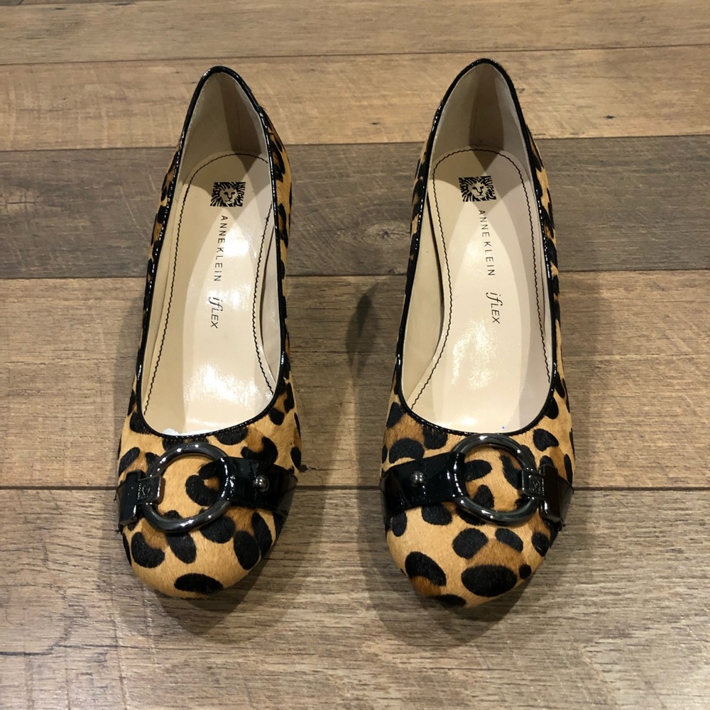 Anne Klein iFlex Fielding Animal Print Pump Heels - Picture 3 of 6
